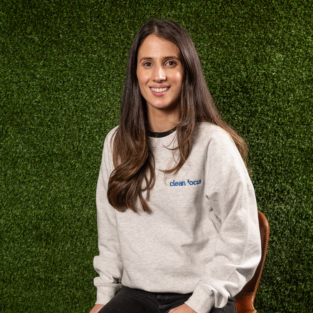 ANZS2423-FY26-Q3-Wk-Article-LL-Clean-Focus-Banner